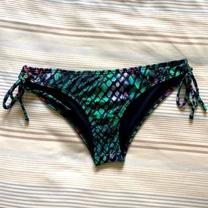 Pakaloha bikini bottom